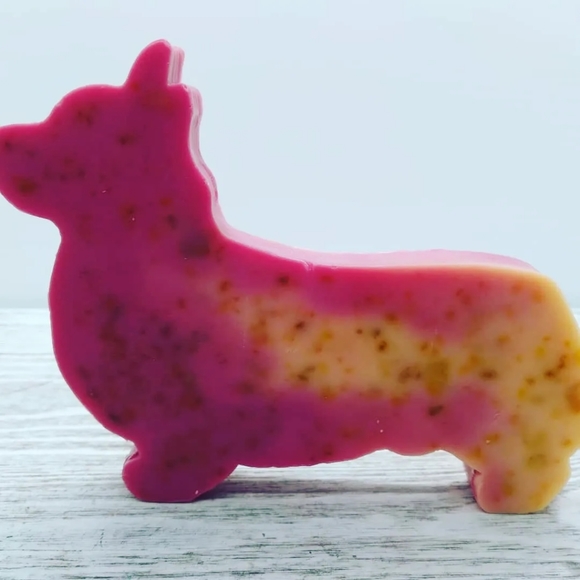 2 Corgi Shaped Soap Handcrafted Glycerin Soap Many Fragrances 4 oz bars - Picture 4 of 12